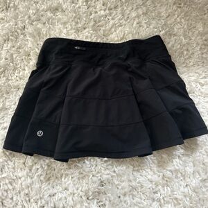 Lululemon black skirt